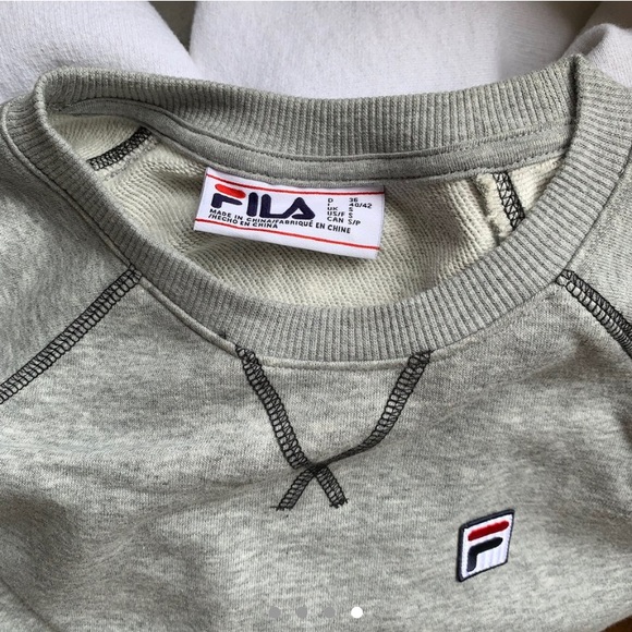 Fila Crewneck - Picture 2 of 4